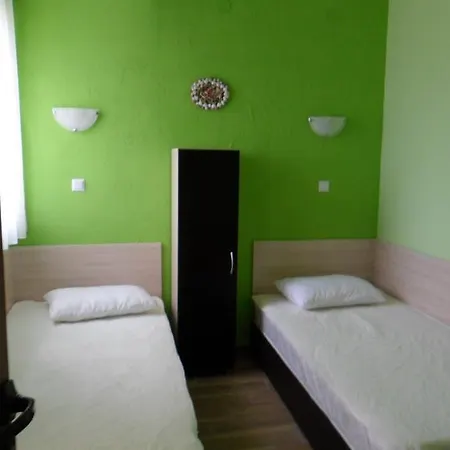Altay Łozenec