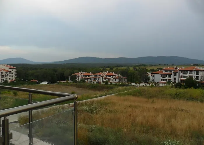 Altay 招待所 洛泽内茨